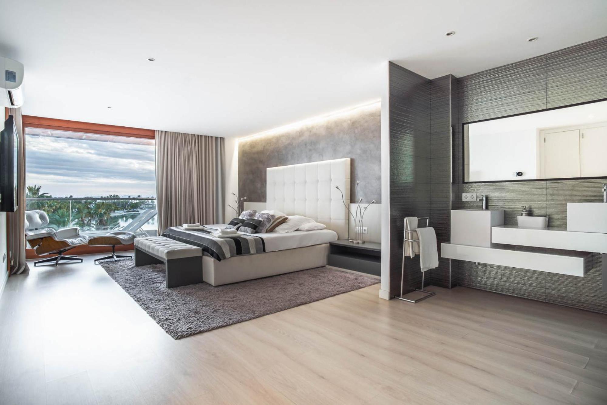 Luxury Sea View Apartment In Puerto De Alcudia Екстер'єр фото