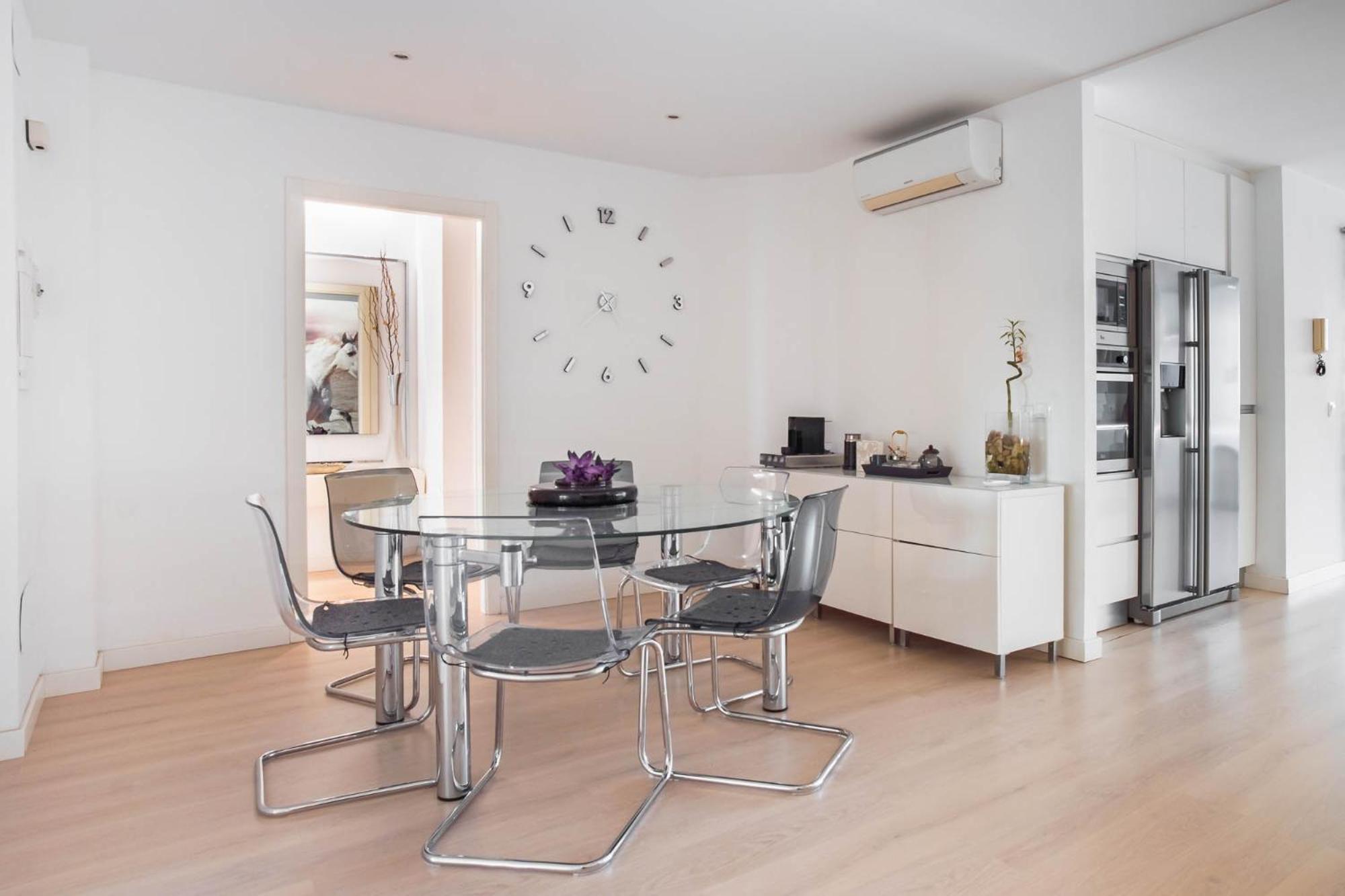 Luxury Sea View Apartment In Puerto De Alcudia Екстер'єр фото